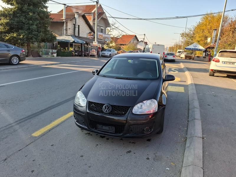 Volkswagen Golf 5 1.6