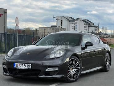 Porsche Panamera TURBO 4s