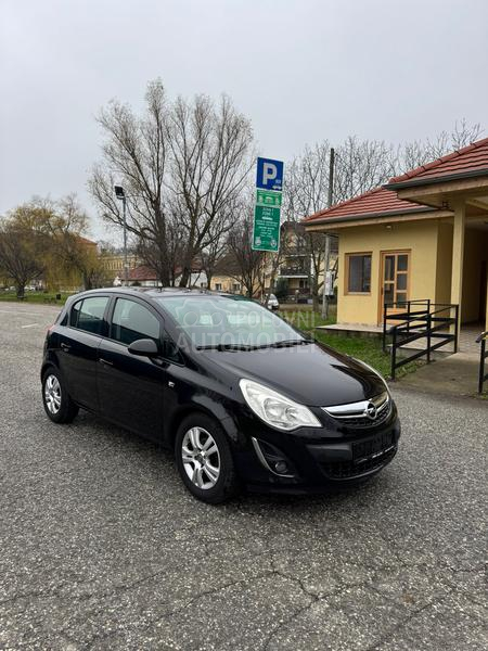 Opel Corsa D 1.3CDTI//0DLIČNA//