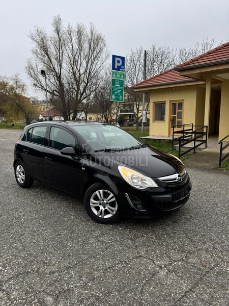 Opel Corsa D 1.3CDTI//0DLIČNA//