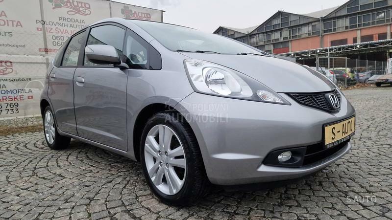 Honda Jazz PAN0RAMA/KREDlT