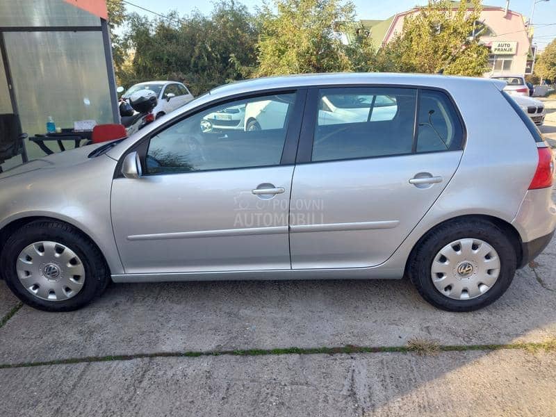 Volkswagen Golf 5 1,9tdi