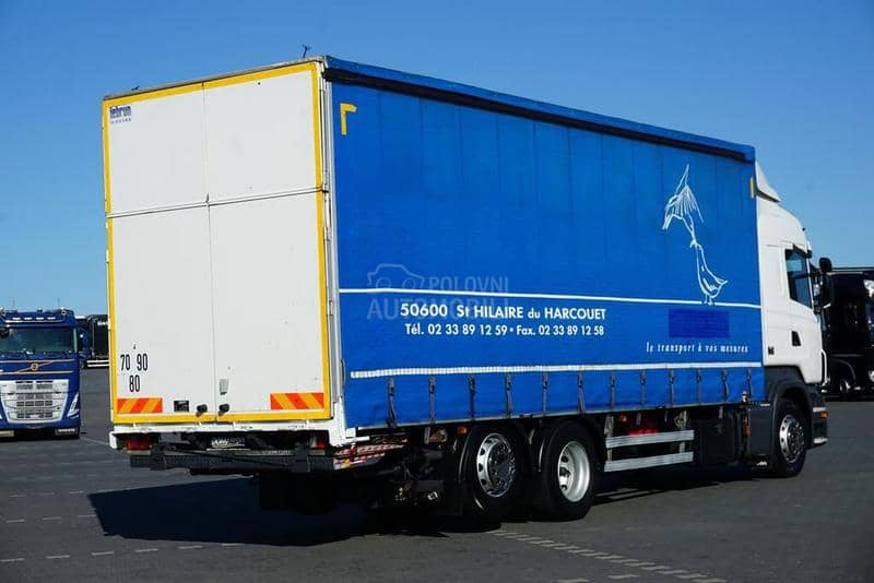 Scania R 440 / Cerada / Rampa