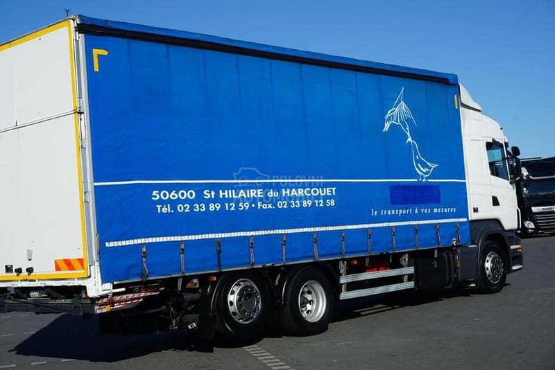 Scania R 440 / Cerada / Rampa