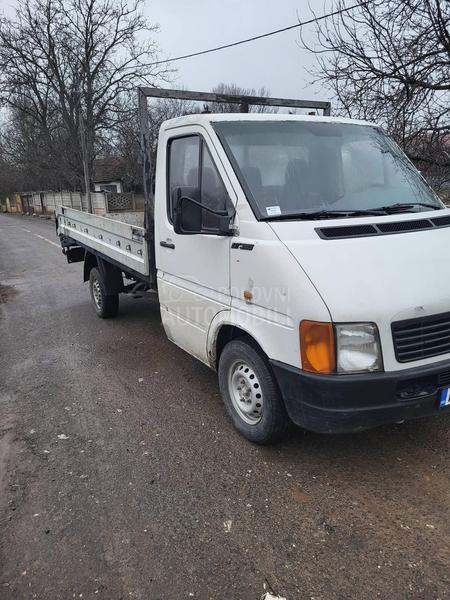 Volkswagen LT 35 .2.5 TDI