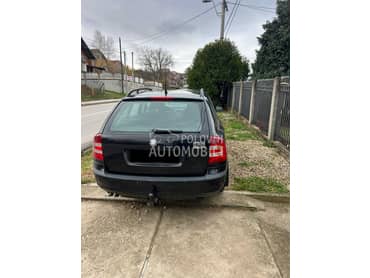 Zadnje vetrobransko staklo za Škoda Octavia