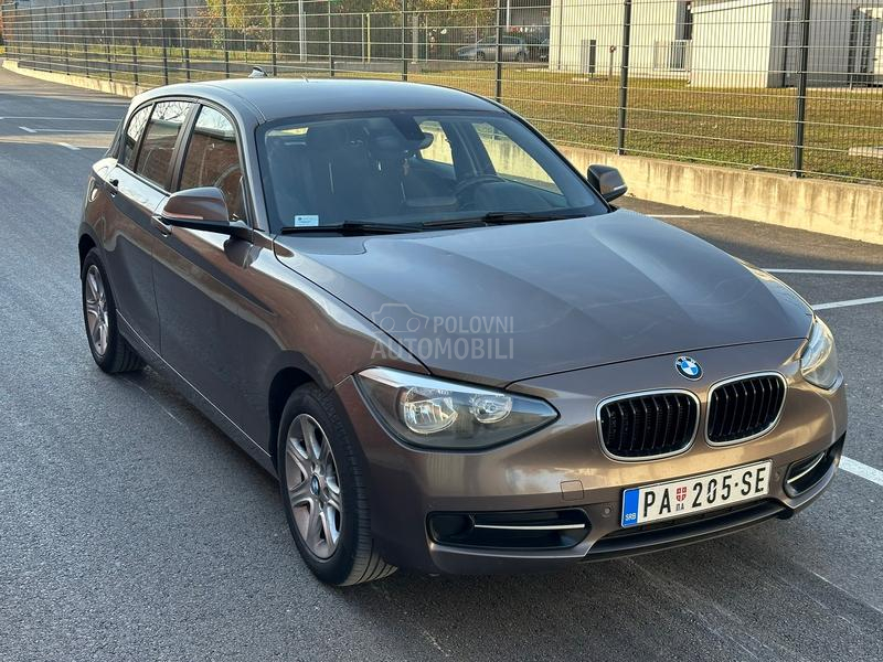 BMW 118 d nav sport