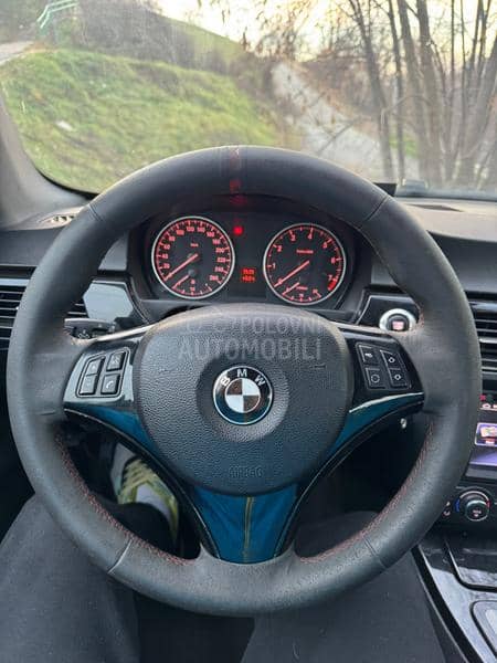 BMW 320 BMW 320i aut