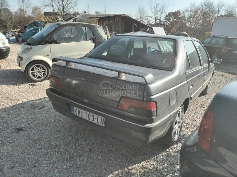 Peugeot 405 