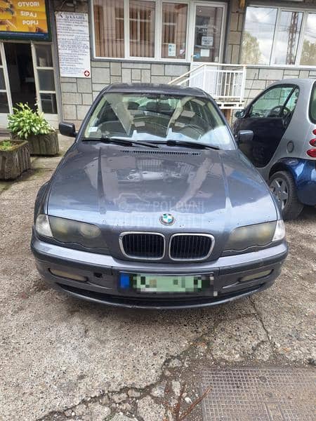 BMW 320 320 2003. god. -  kompletan auto u delovima