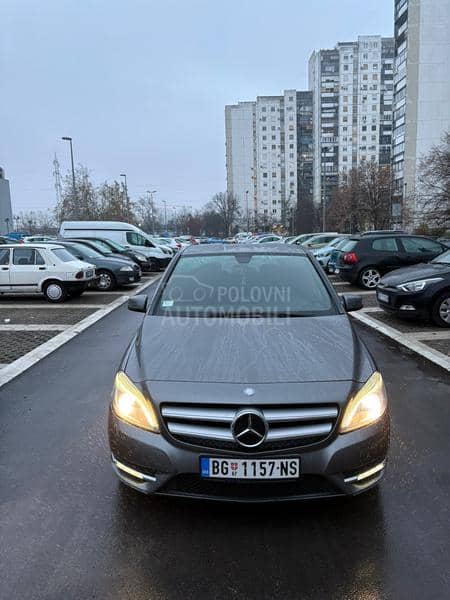 Mercedes Benz B 180 Sport