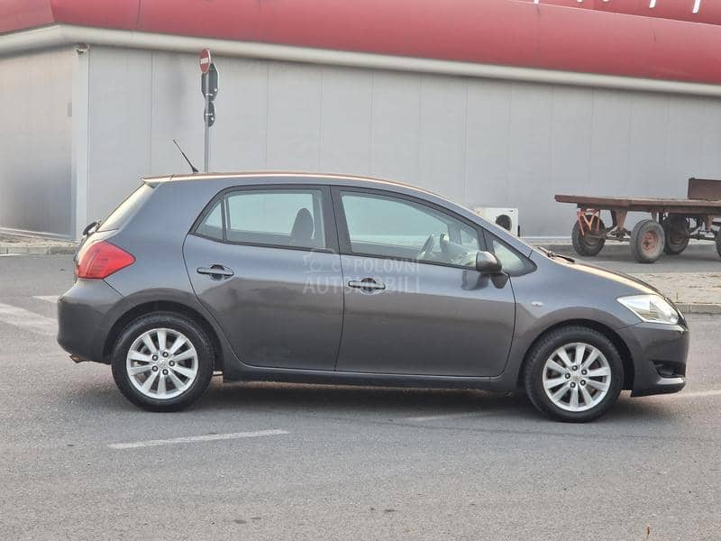 Toyota Auris D-4D