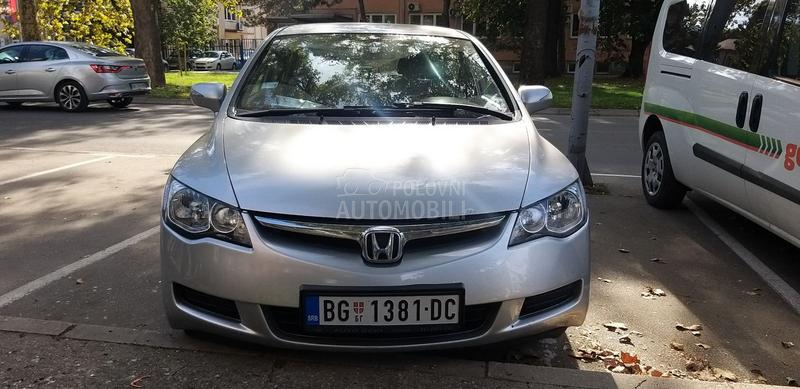 Honda Civic 1.8 4D LS