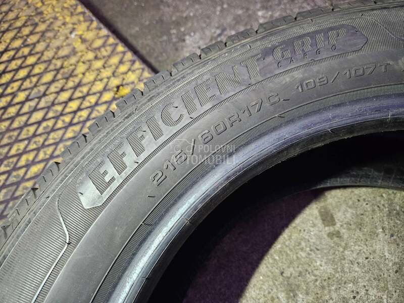 Goodyear 215/60 R17 Letnja