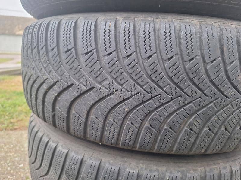 Hankook 185/65 R15 Zimska