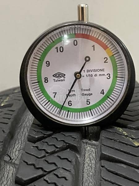 Vredestein 185/60 R15 Zimska