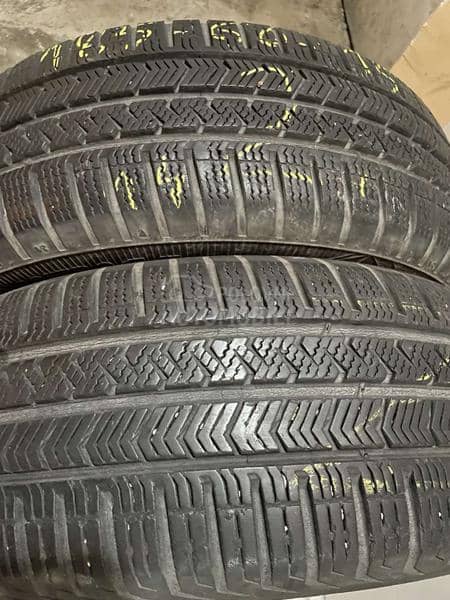 Vredestein 185/60 R15 Zimska