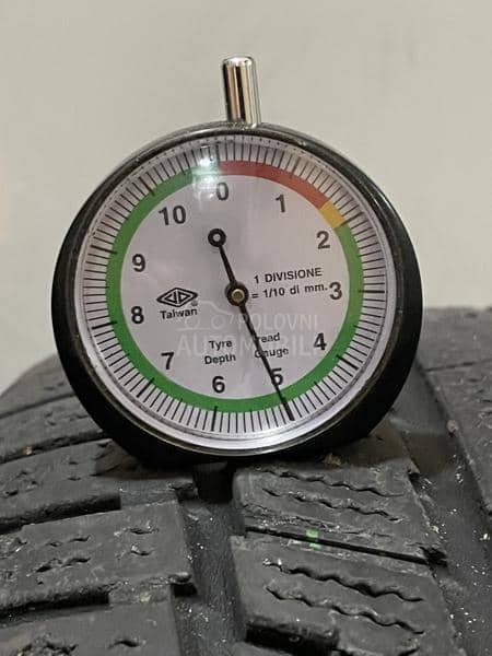 Toyo 225/55 R18 Zimska