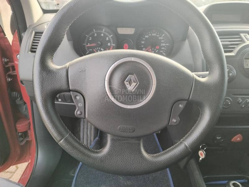 Renault Megane 1.6 16V