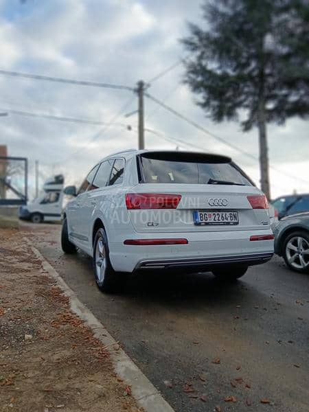 Audi Q7 E-tron