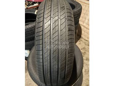 Michelin 215/65 R17 Letnja