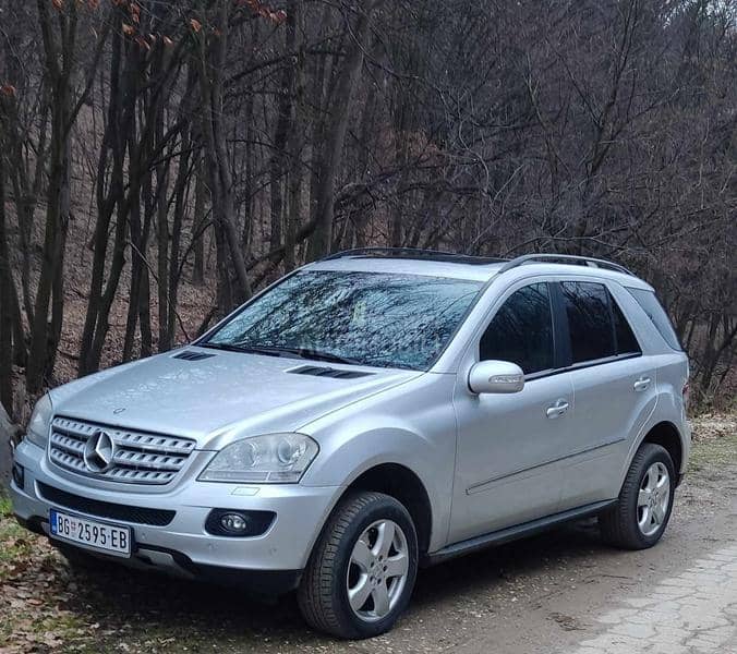 Mercedes Benz ML 320 