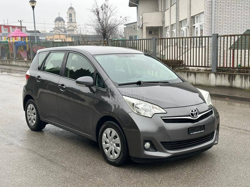 Toyota Verso-S 1.33 vvt-i