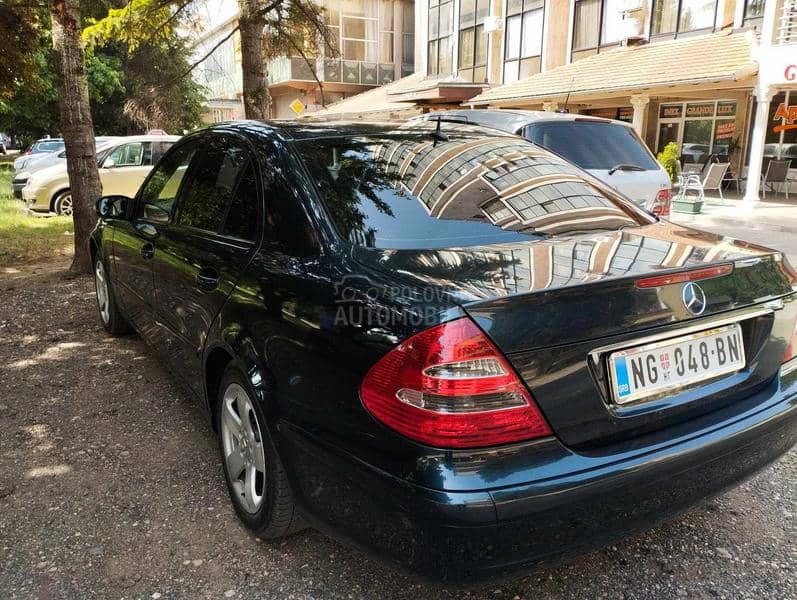 Mercedes Benz E 200 1.8 i