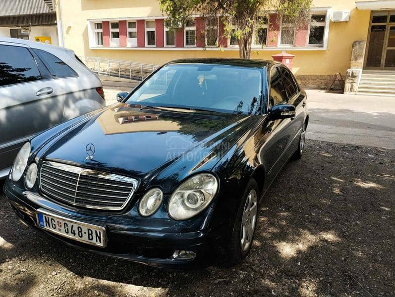 Mercedes Benz E 200 1.8 i