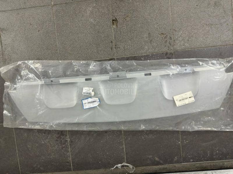 Spojler prednjeg branika