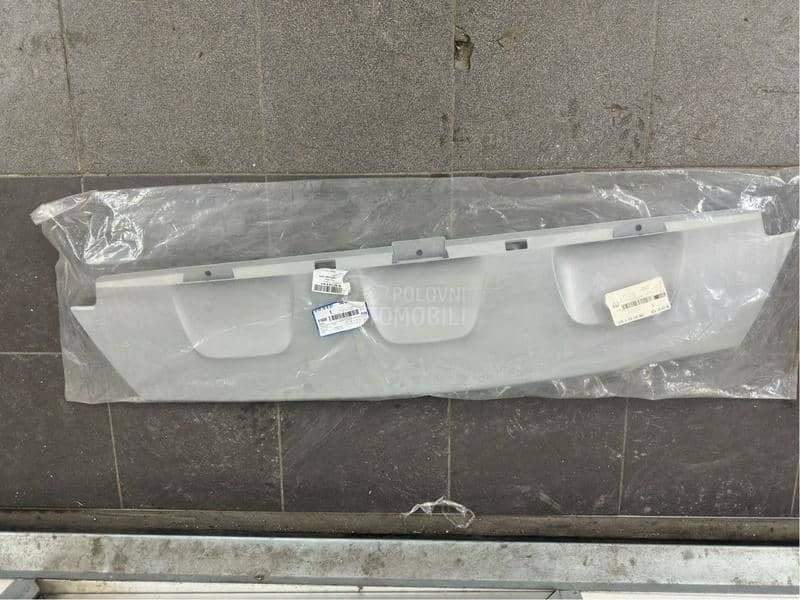 Spojler prednjeg branika