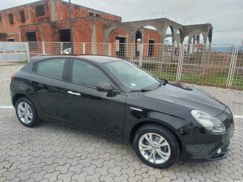 Alfa Romeo Giulietta 