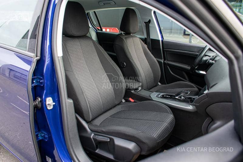 Peugeot 308 1.2 Active A/T