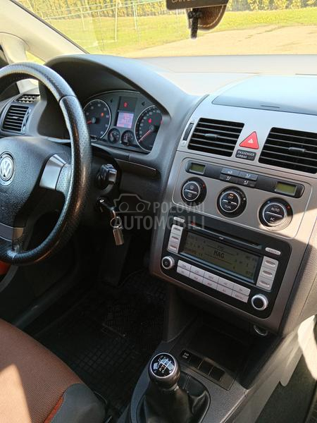 Volkswagen Touran 