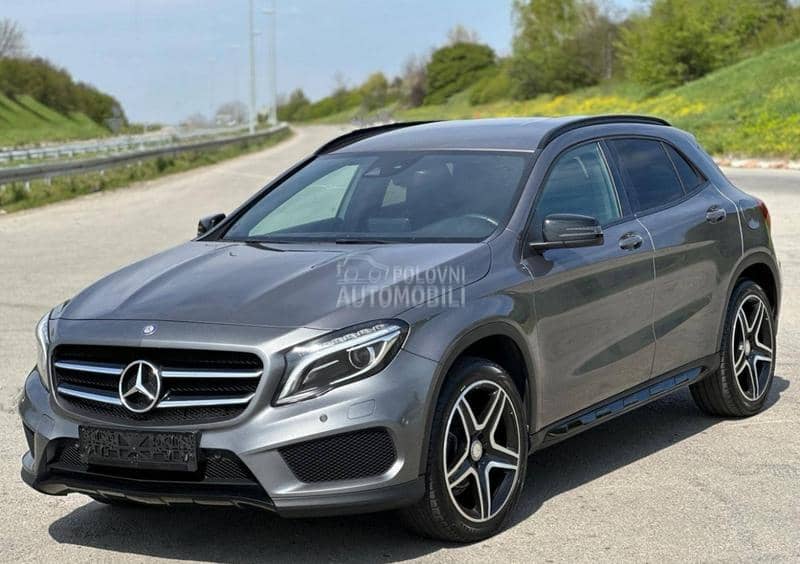 Mercedes Benz GLA 180 AMG LINE