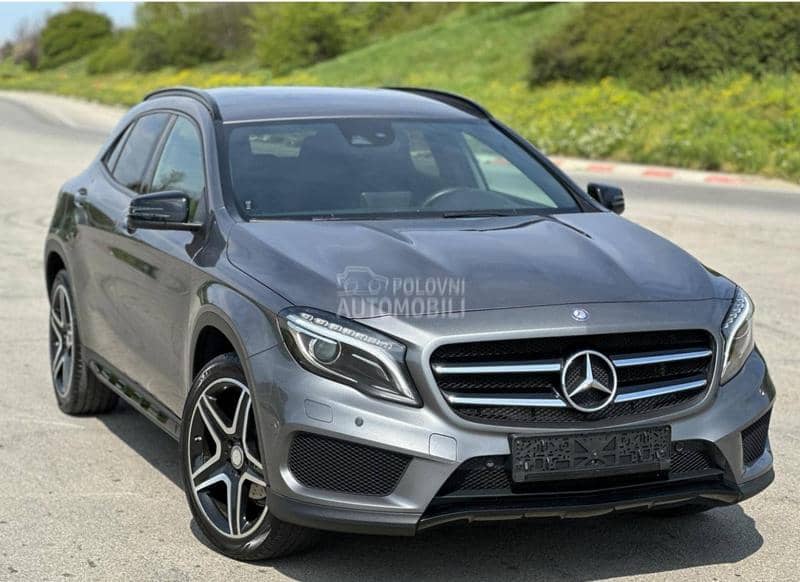 Mercedes Benz GLA 180 AMG LINE