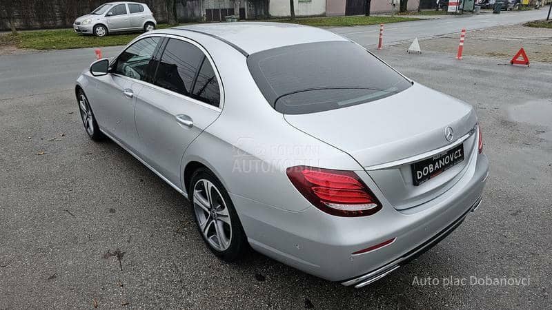 Mercedes Benz E 200 Avangarde