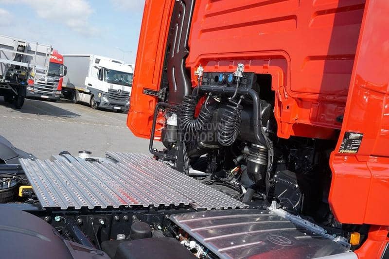 MAN TGX 26.520 / Tegljač
