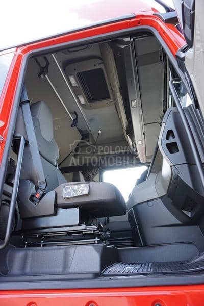 MAN TGX 26.520 / Tegljač