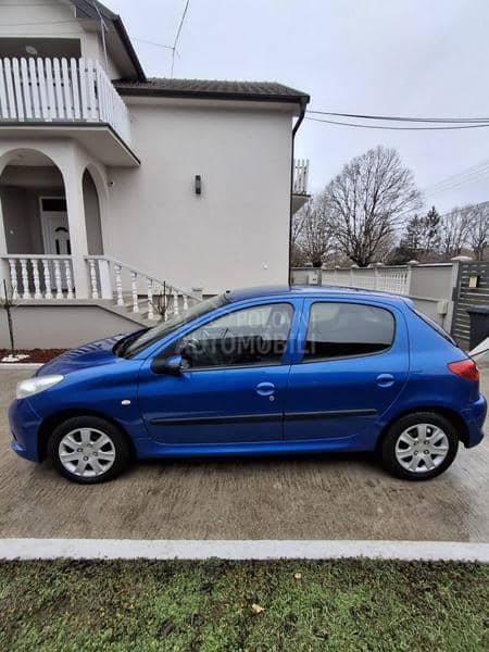 Peugeot 206 plus 1.4