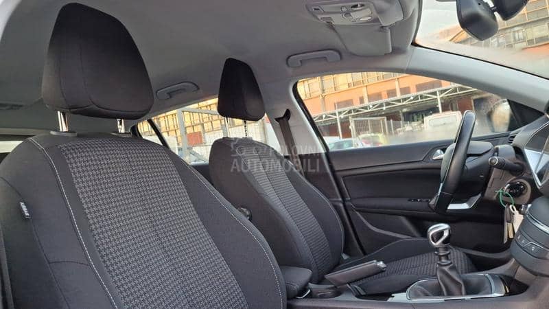 Peugeot 308 KREDlT BEZ UCESCA