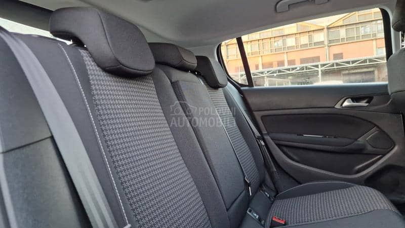 Peugeot 308 KREDlT BEZ UCESCA