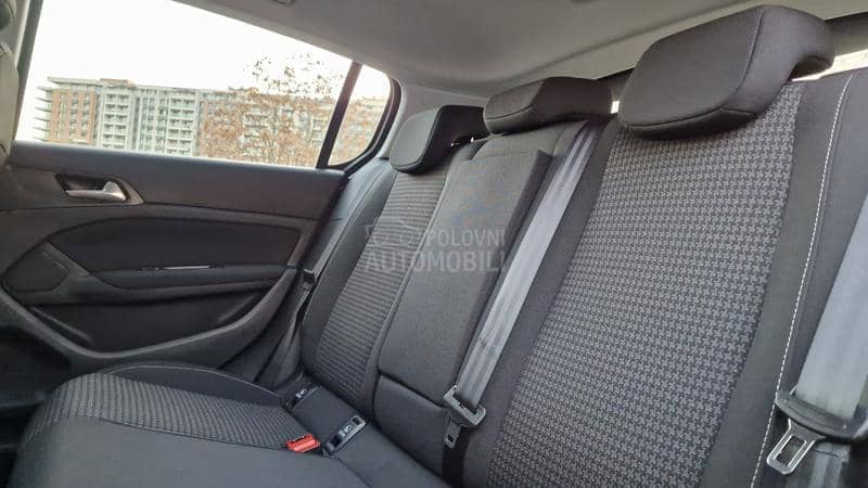 Peugeot 308 KREDlT BEZ UCESCA