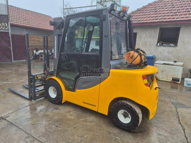 Jungheinrich TFG 3500t