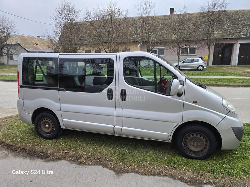 Opel Vivaro 2.0