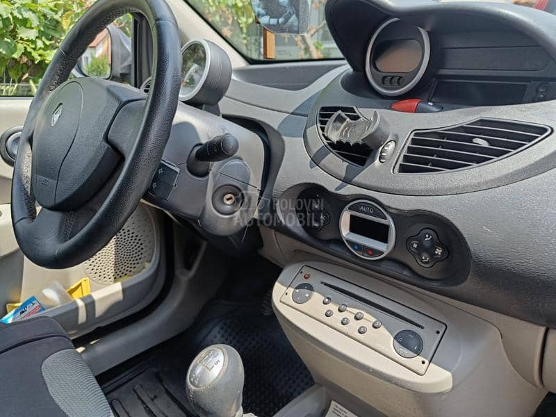 Renault Twingo 1.2