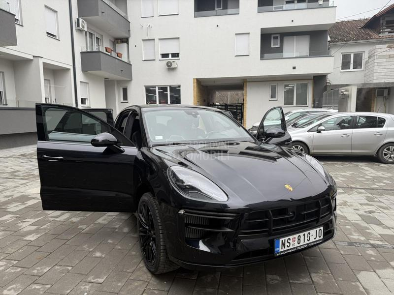 Porsche Macan 