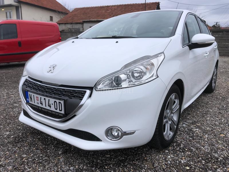 Peugeot 208 1.2 Exclusive