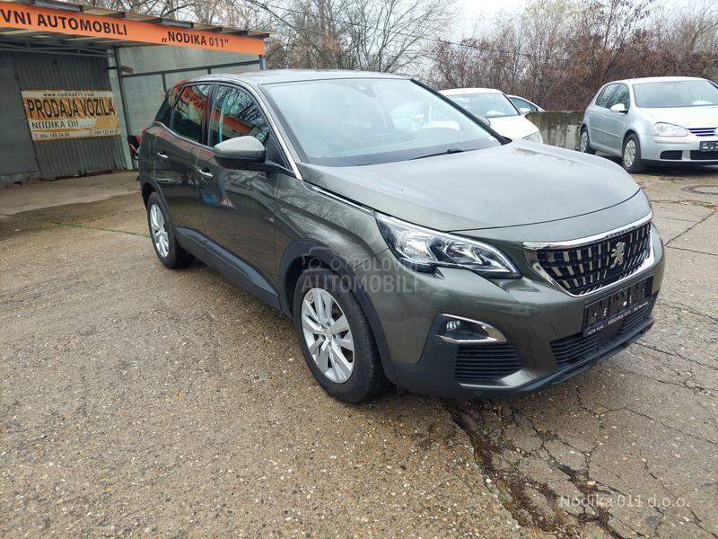 Peugeot 3008 1,2 executive