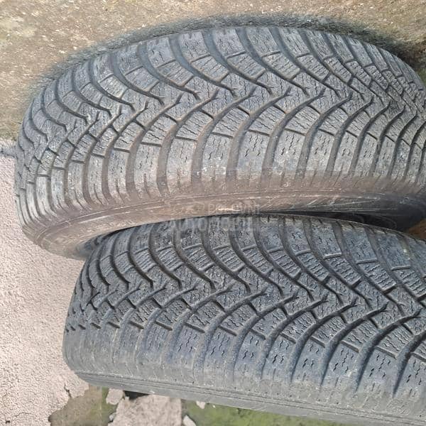 Goodyear 195/60 R15 Sve sezone